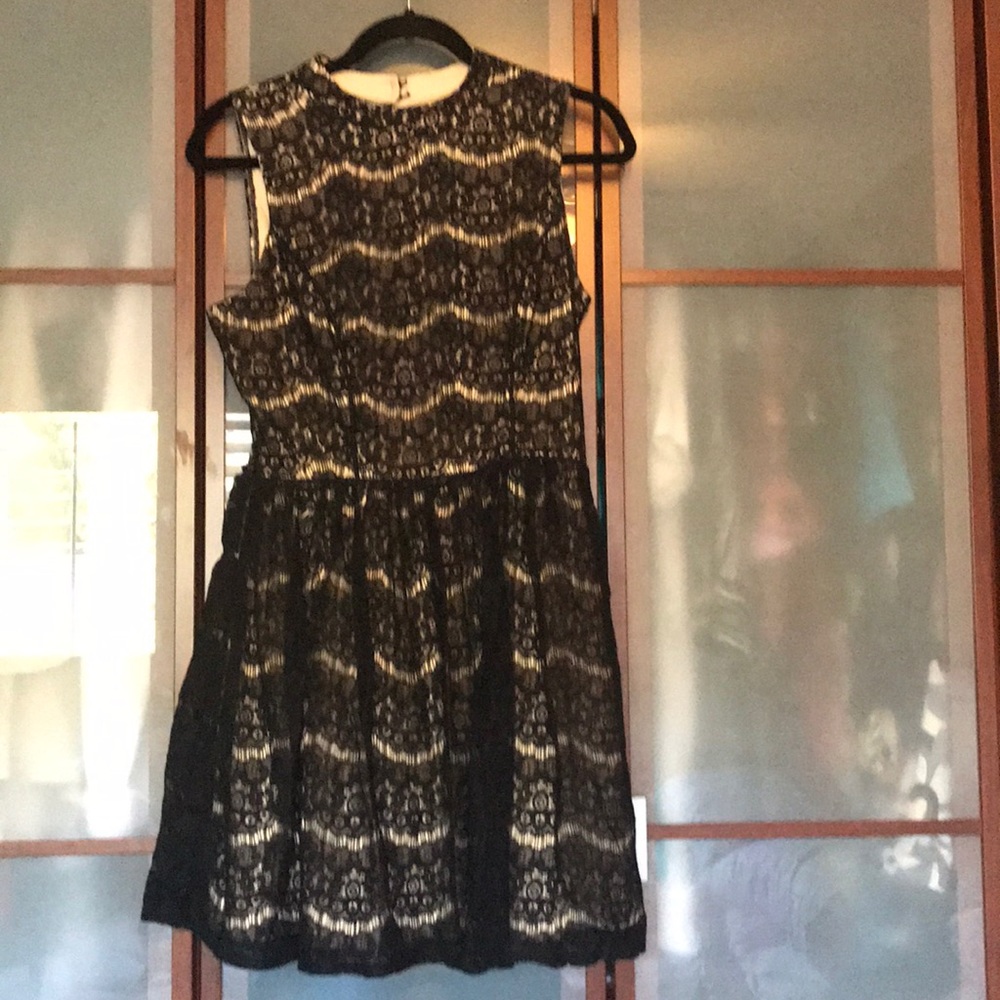 Black lace City Triangles Junior Size L Dress